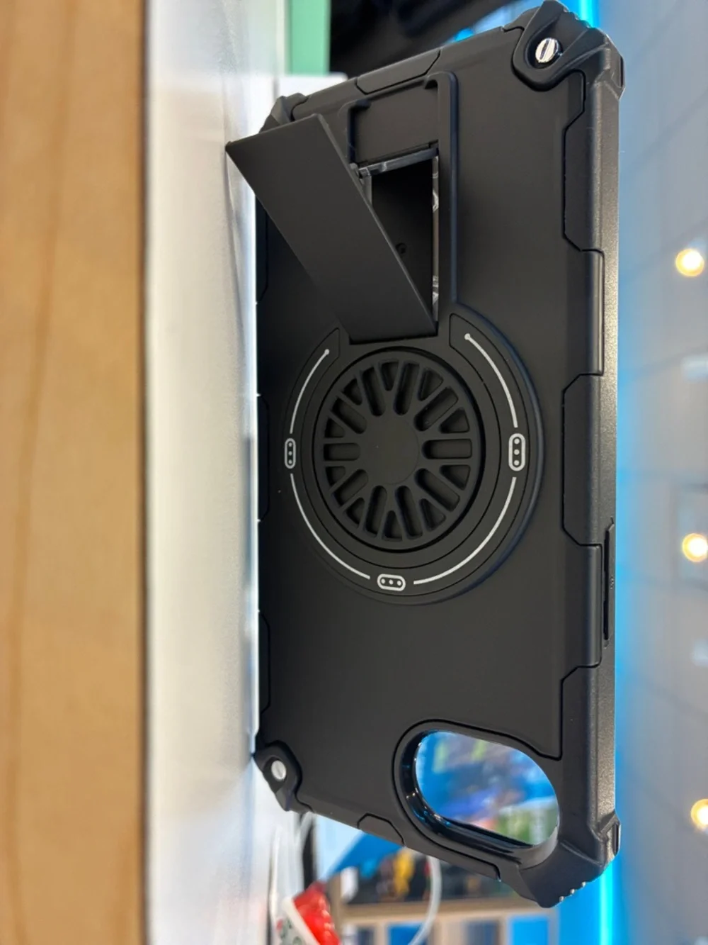 16E Black Case with Built-In Fidget spinner and kick stand. MagSafe